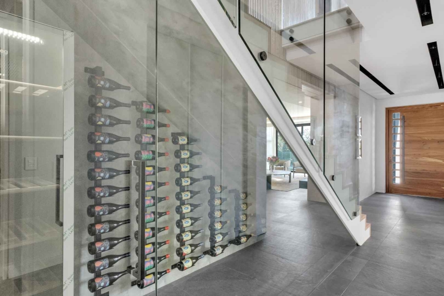 6 Bedroom Property for Sale in Camps Bay Western Cape